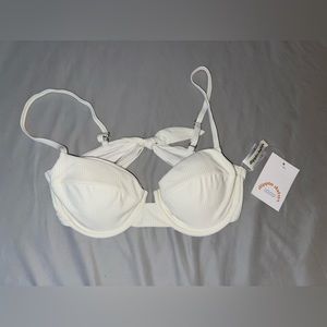 Dippin Daisys Gigi top